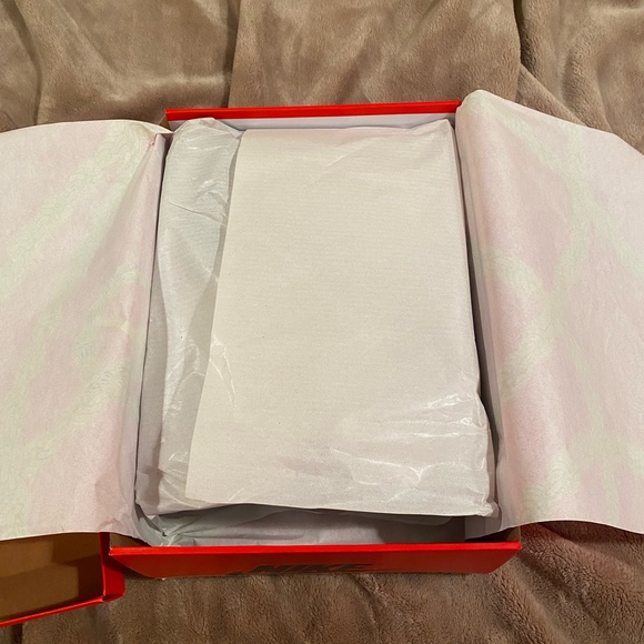 Air Jordan 1 Retro High OG (Denim) - Picture 10 of 12